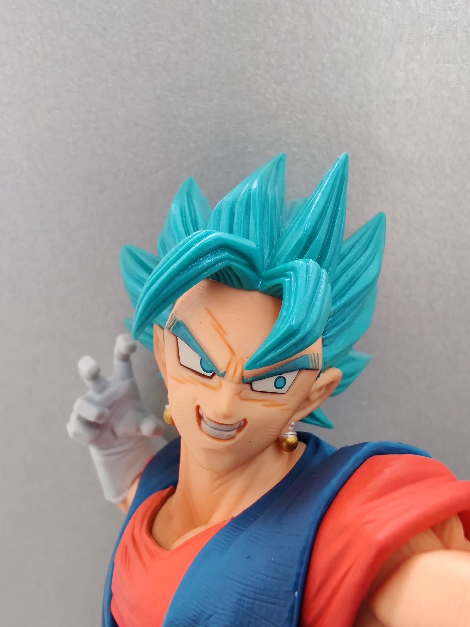 Vegito blue figure sale banpresto